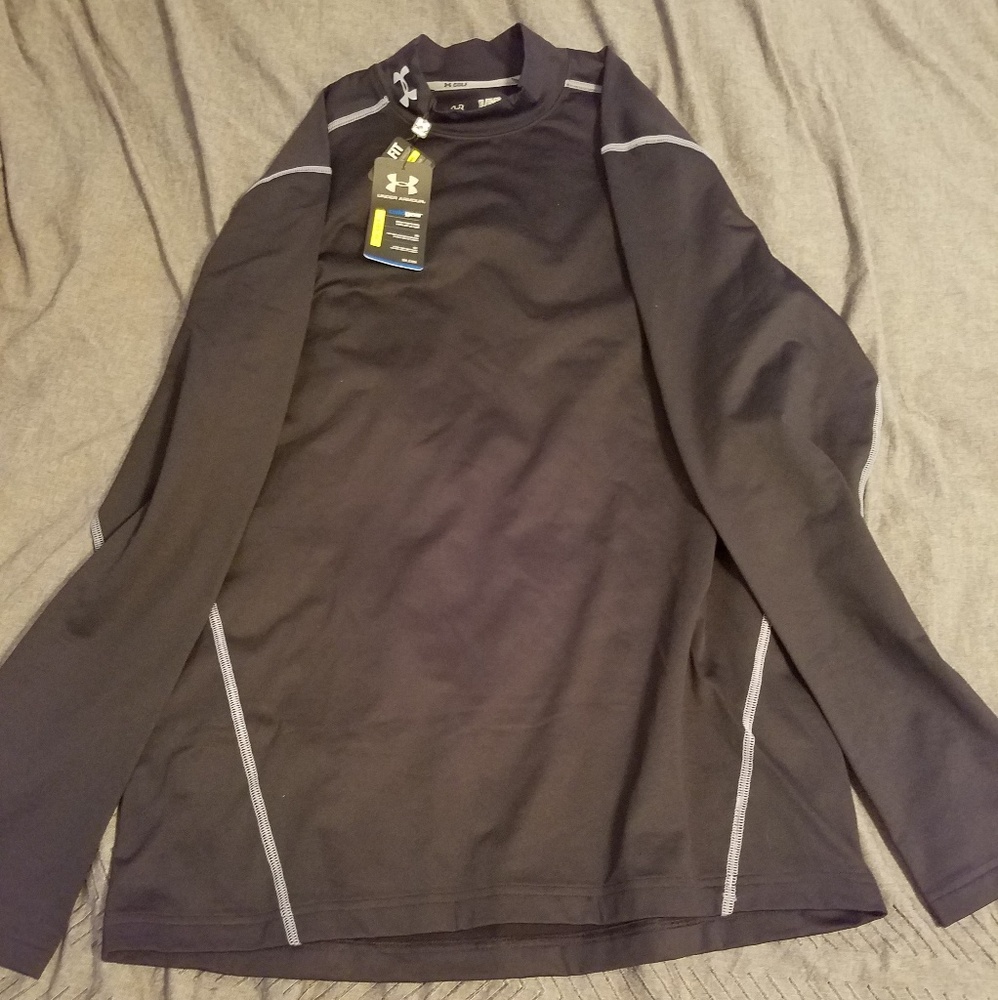 Black under armour could gear under shirt long sle
